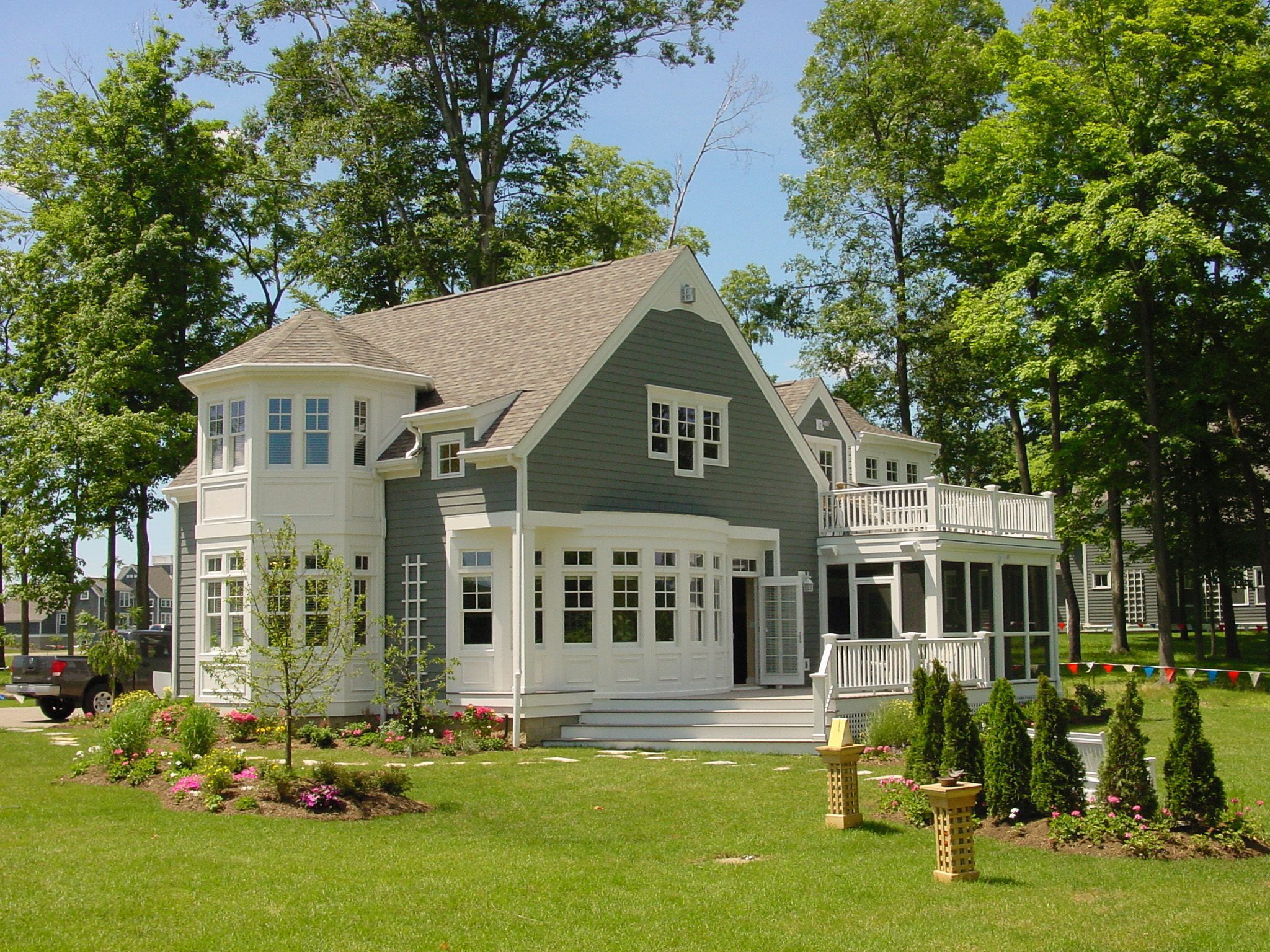 Wengerter Exterior (D&B)